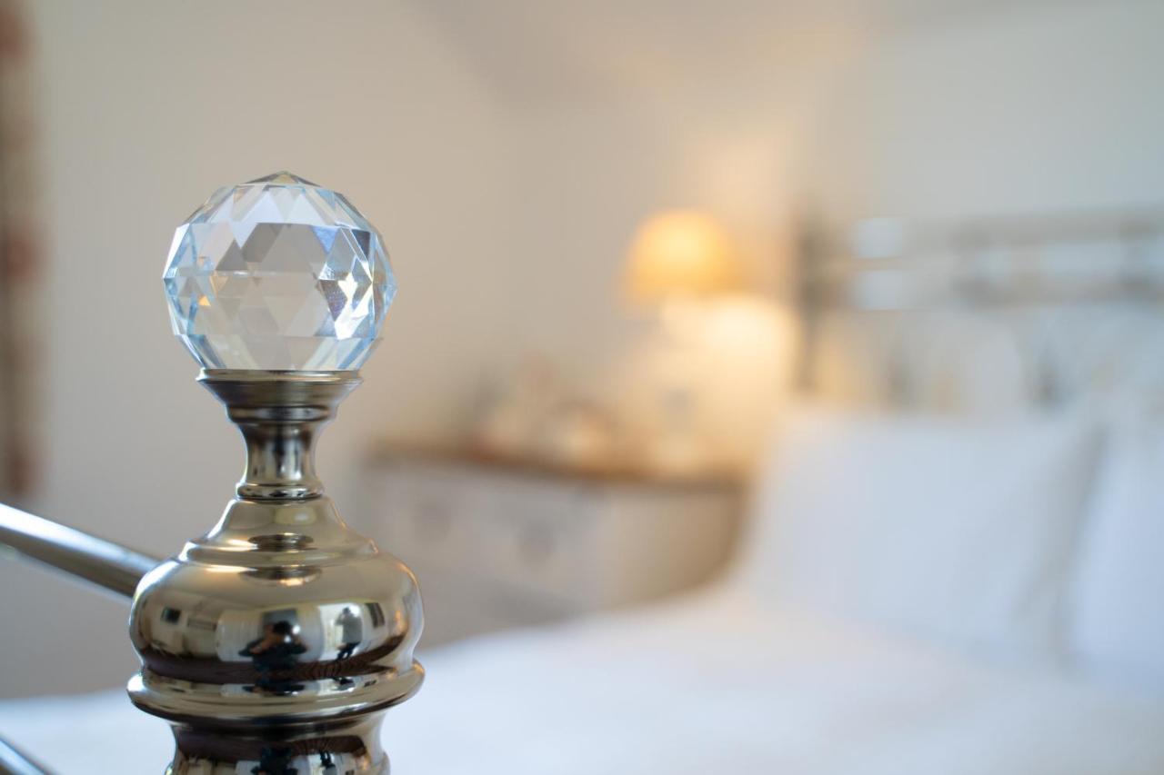ブッシュミルズ Rest A While Bed & Breakfast エクステリア 写真
